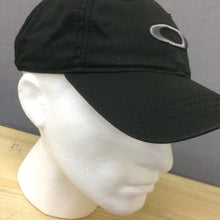 Load image into Gallery viewer, CAP : Oakley Embroidered Players Cap [One Size]