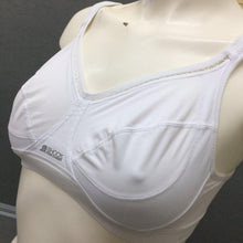 Load image into Gallery viewer, BRA : Shock Absorber Classic Sports [Support Level 3] Bra 28D [*38]