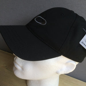 CAP : Oakley Embroidered Players Cap [One Size]