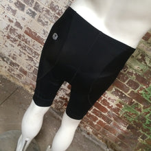 Load image into Gallery viewer, SHORTS : Sugoi RPM Men&#39;s Padded Cycling Shorts [M]